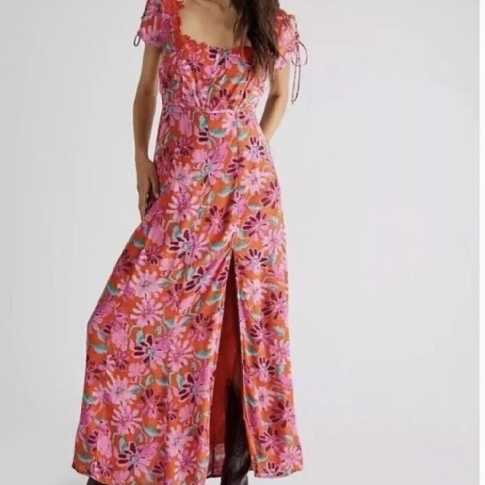 Free People | NWT Pipa Midi Floral Dress w/Embroidery Sz S